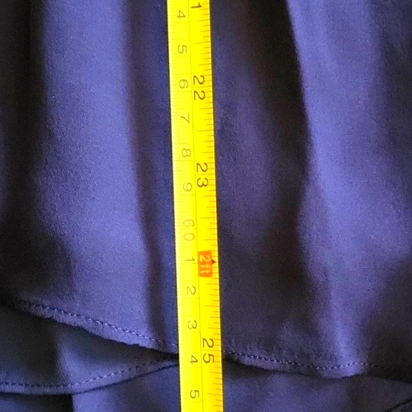 Parker | Silk Women's Cold Shoulder Ruffle 3/4 Sleeve Blouse | Navy Blue | Large - Picture 9 of 12